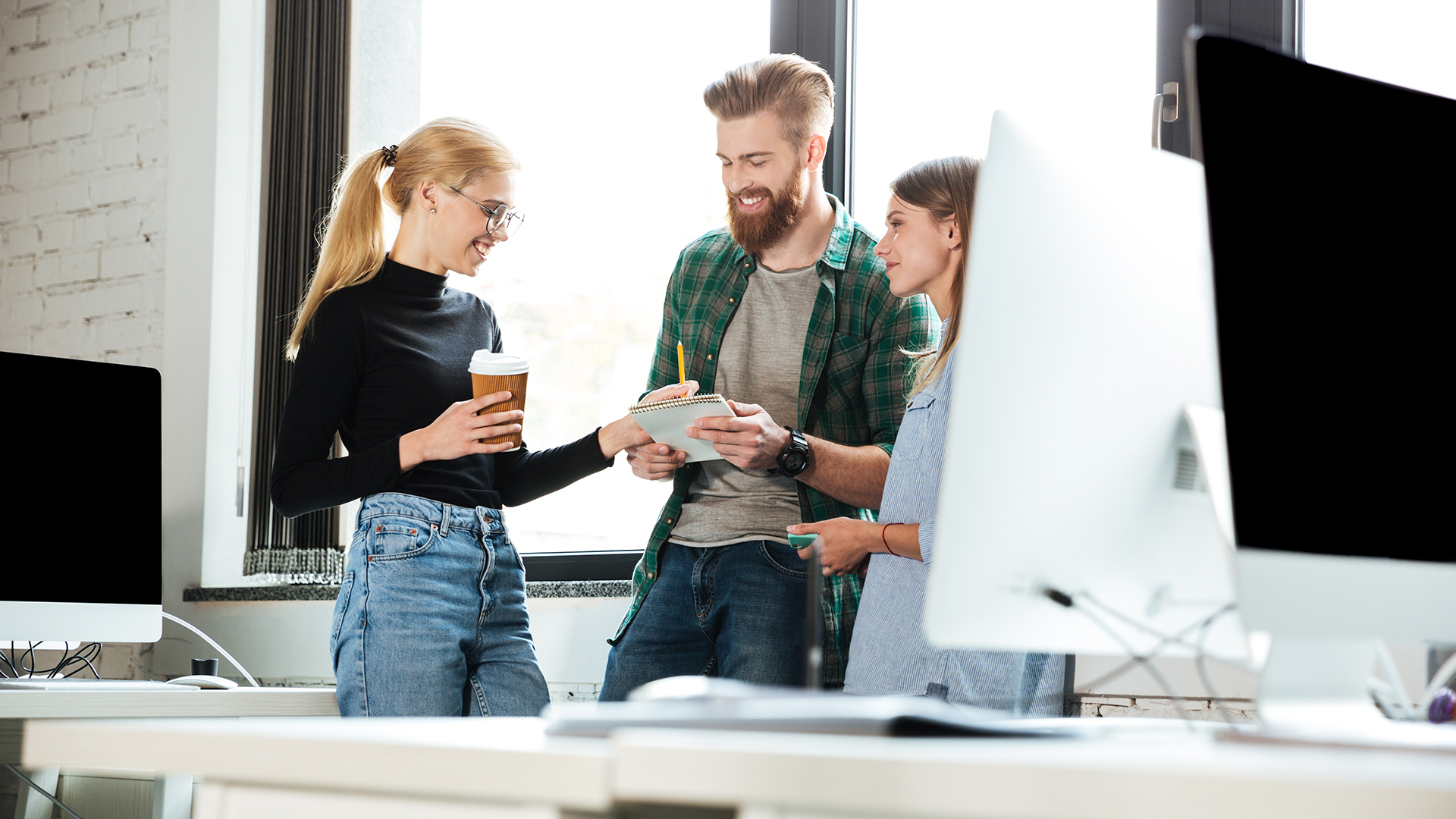 Creative Agency Slide 2